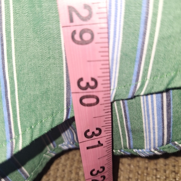 A Pair Of Chaps Green and White Long Sleeve Men's Shirts In A Size XXL And XLT. - Picture 13 of 16